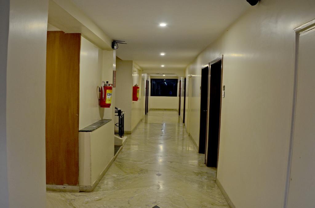 Hotel Greenland-Elegant Colhapur Exterior foto