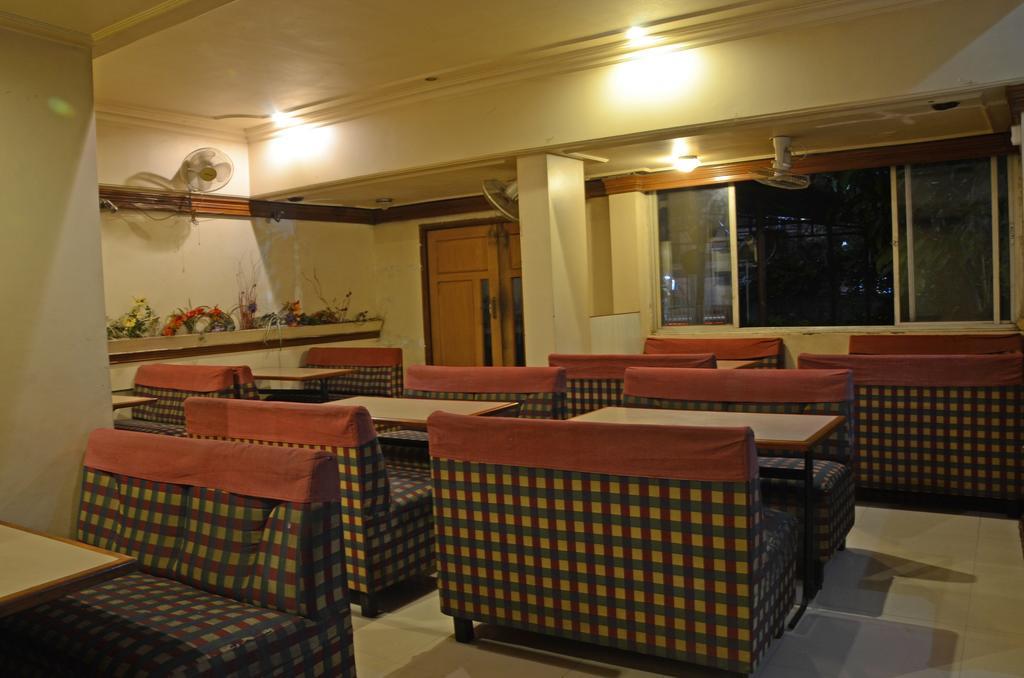 Hotel Greenland-Elegant Colhapur Exterior foto